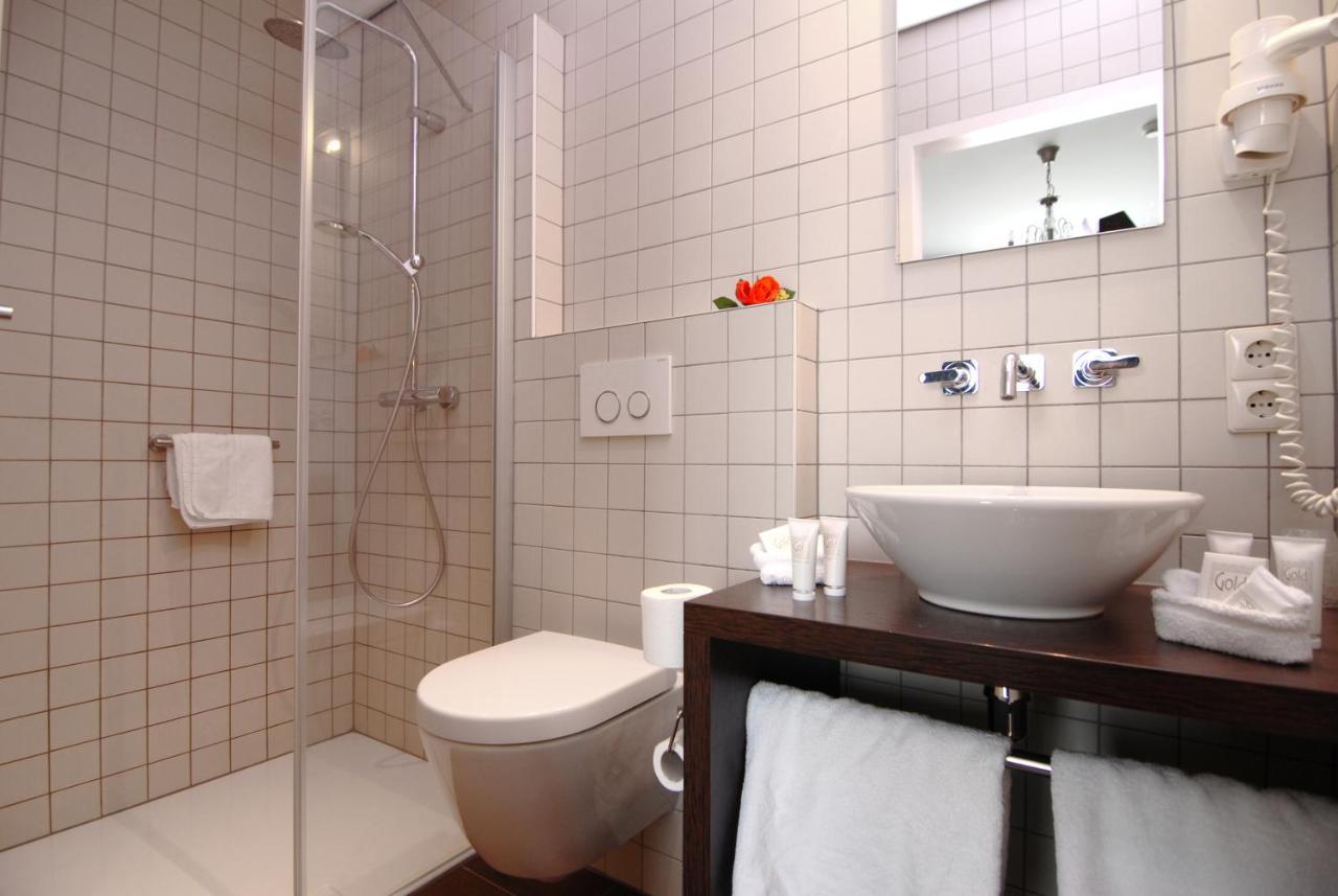 Hotel Inkelshoes Epen Bagian luar foto