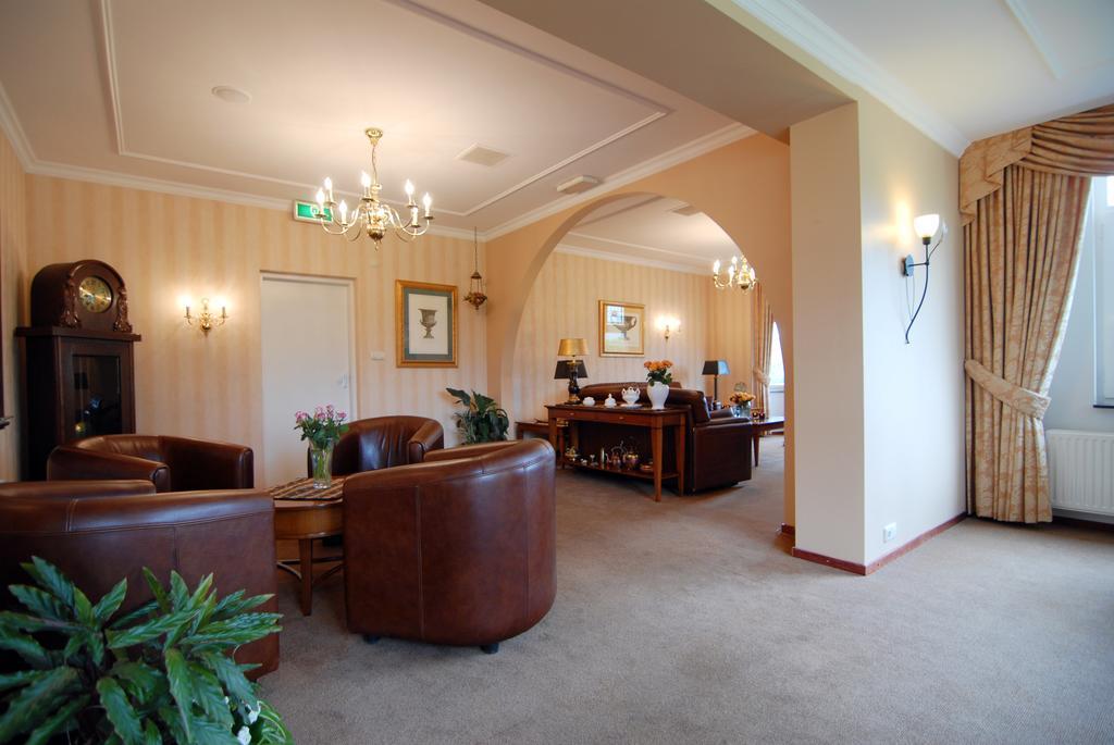 Hotel Inkelshoes Epen Bagian luar foto